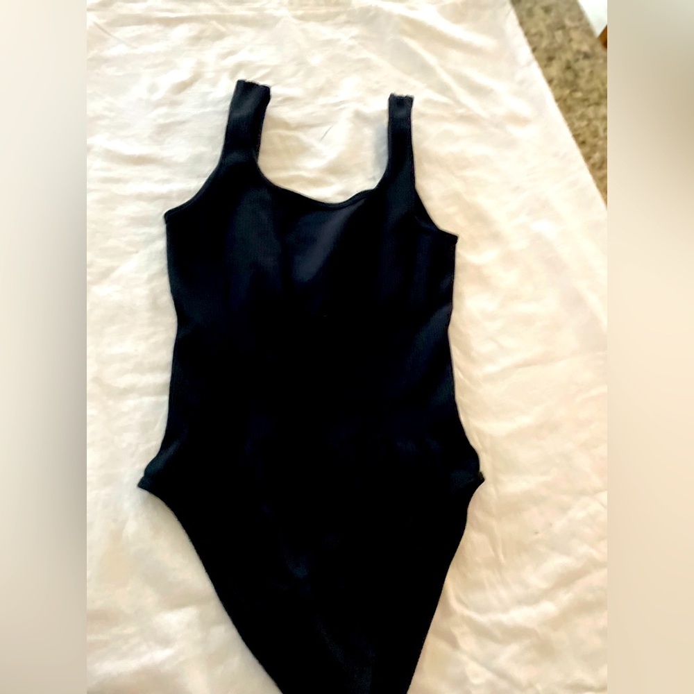 Black ribbed bodysuit in perfect condition new without tags size small